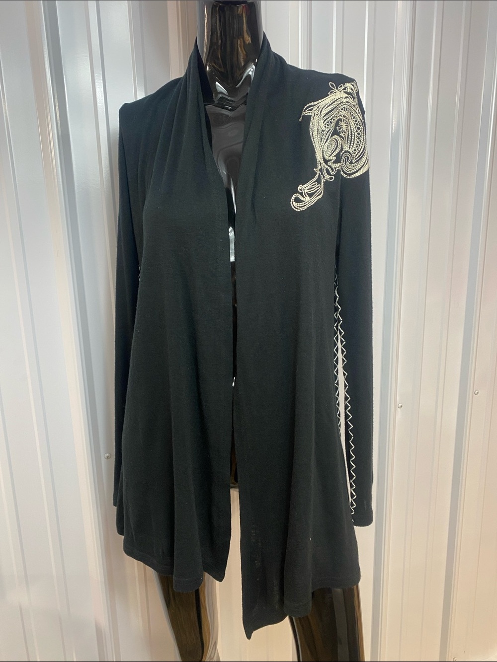 Zio wool blend Black Open-Front Cardigan with White Embroidered Shoulder Detail